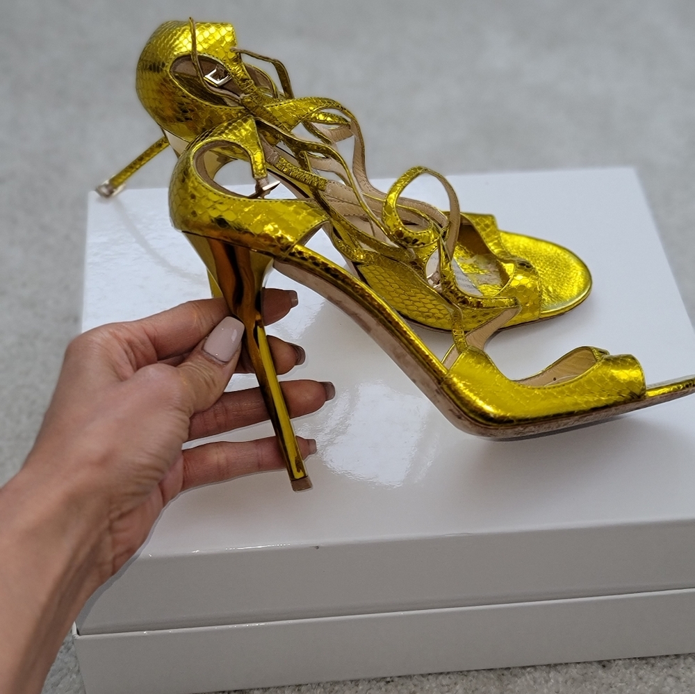 Jimmy Choo - Picture 4 of 7